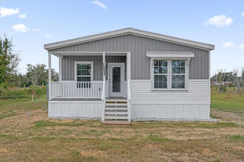 Picture of 25013 Van Buren St, Astatula FL 34705