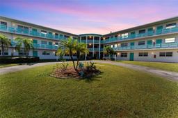 Picture of 1950 59Th Avenue N Unit 318, St Petersburg, FL 33714