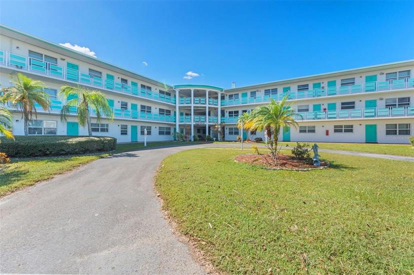 Picture of 1950 59Th Avenue N Unit 318, St Petersburg FL 33714