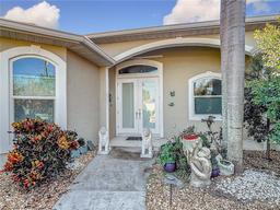 Picture of 18138 Avonsdale Circle, Port Charlotte, FL 33948