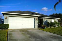 Picture of 1015 Highland Crest Circle, Lake Wales, FL 33853