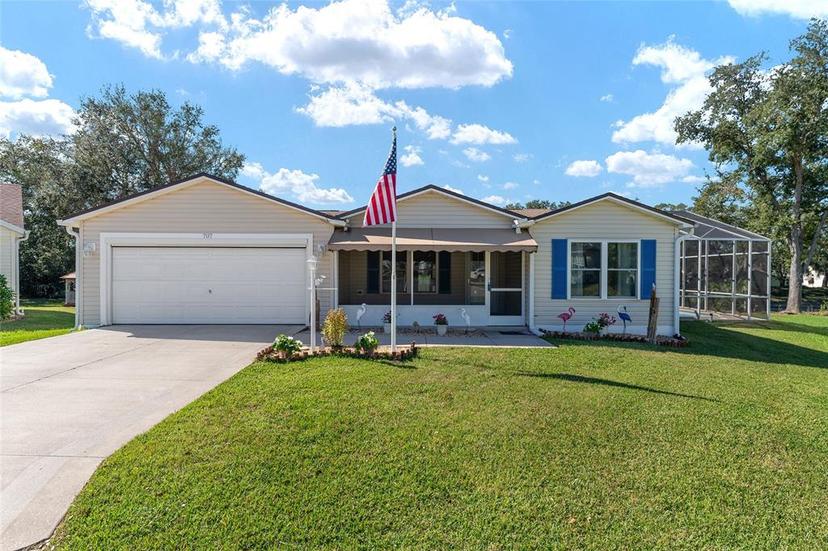 Picture of 707 Hudson Lane, Lady Lake FL 32159