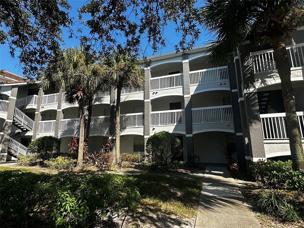 Picture of 14013 Fairway Island Drive Unit 415, Orlando, FL 32837