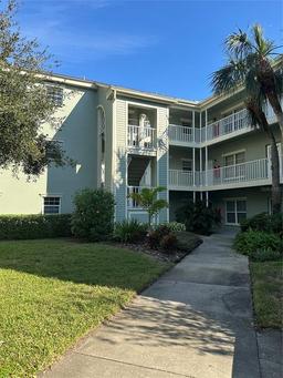 Picture of 330 Promenade Drive Unit 312, Dunedin, FL 34698