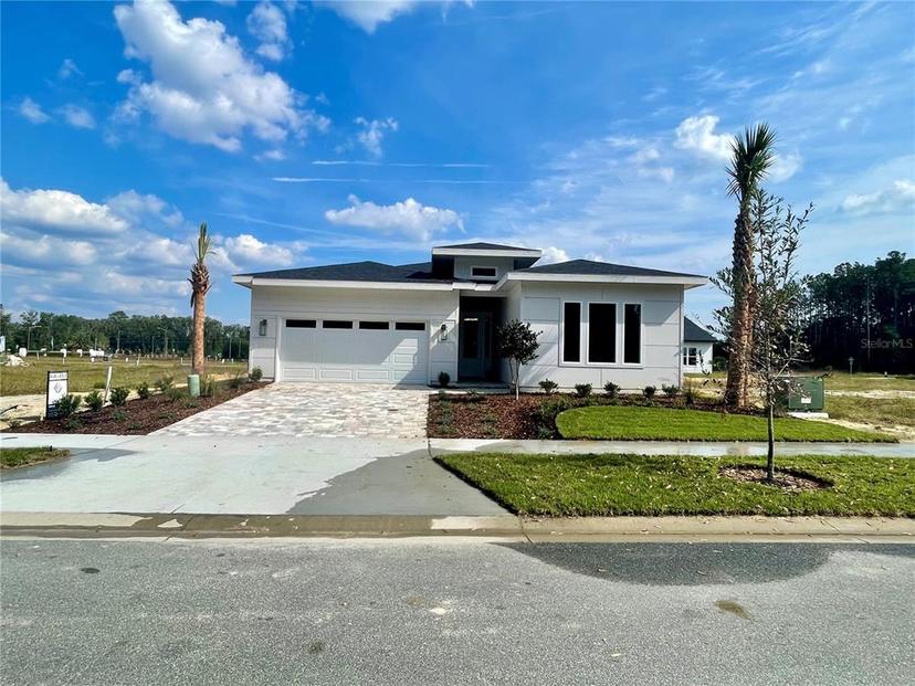 Picture of 835 SW 145Th Drive, Newberry FL 32669