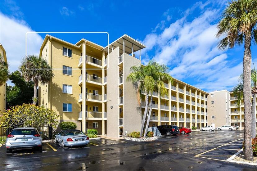 Picture of 3740 Lake Bayshore Drive Unit K501, Bradenton FL 34205