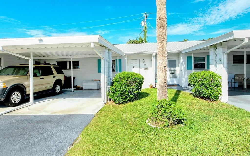 Picture of 6041 Lilli Way Unit 72, Bradenton, FL 34207