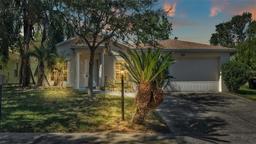 Picture of 137 Diamond Ridge Boulevard, Auburndale, FL 33823