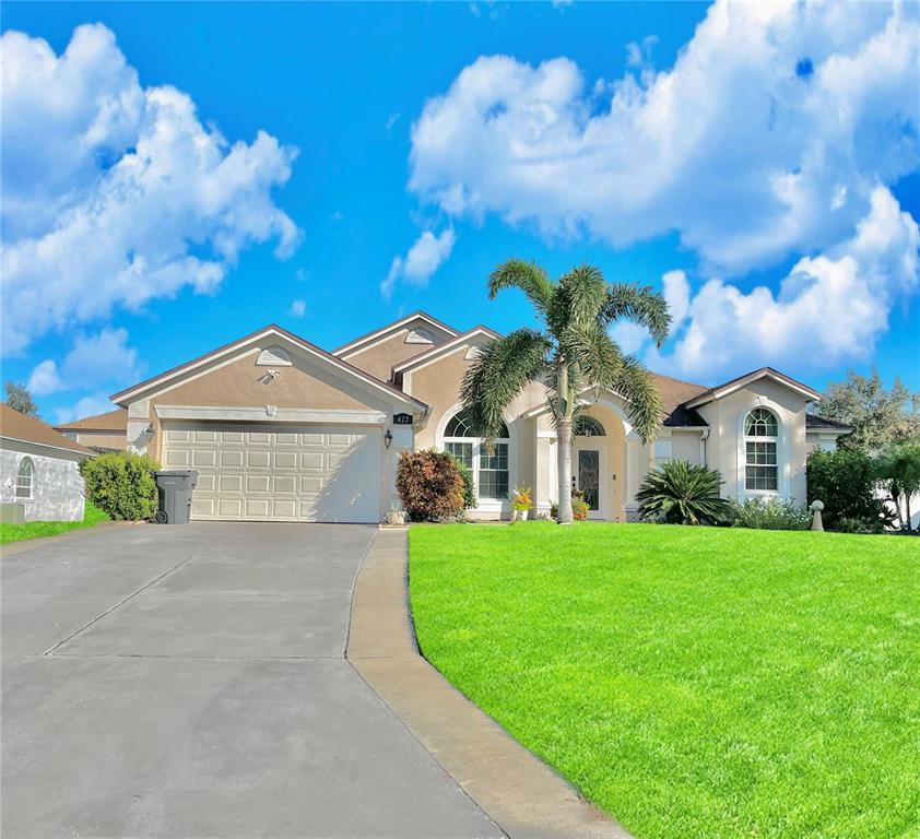 Picture of 427 Via Del Sol Drive, Davenport, FL 33896