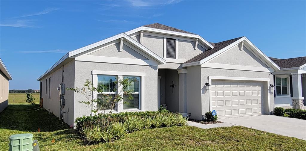 Picture of 648 Daring Drive, Davenport, FL 33837