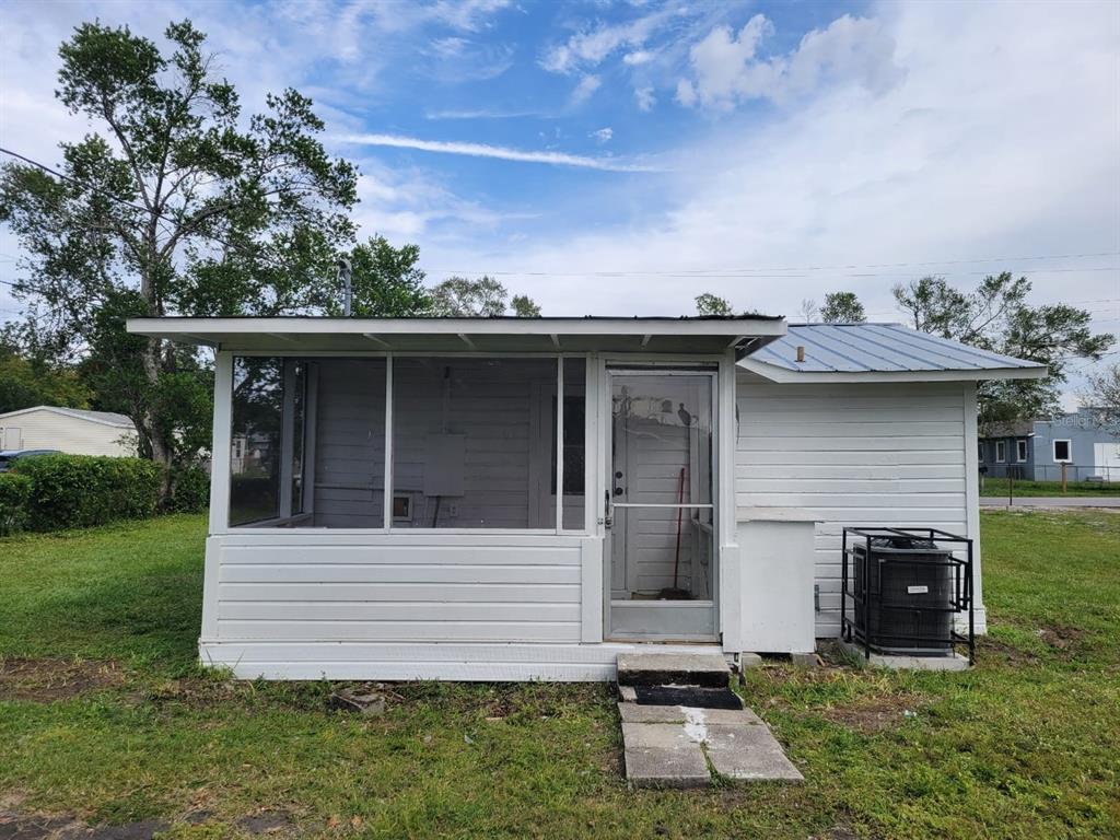 Picture of 1058 N Davis Avenue, Lakeland, FL 33805