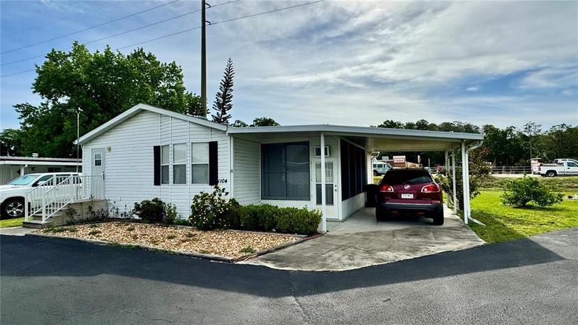 Picture of 1104 Rue De Calais, Tavares FL 32778