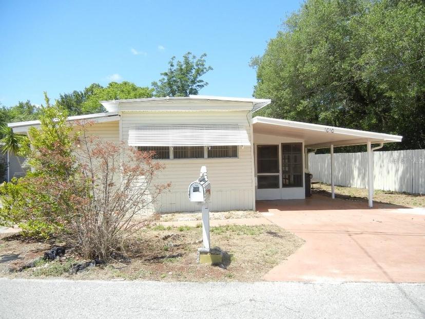 Picture of 1010 Oakland Circle, Tavares FL 32778