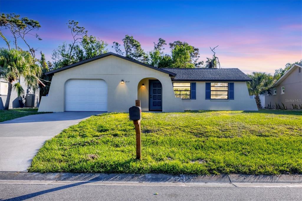 Picture of 1032 Elaine Street, Venice, FL 34285