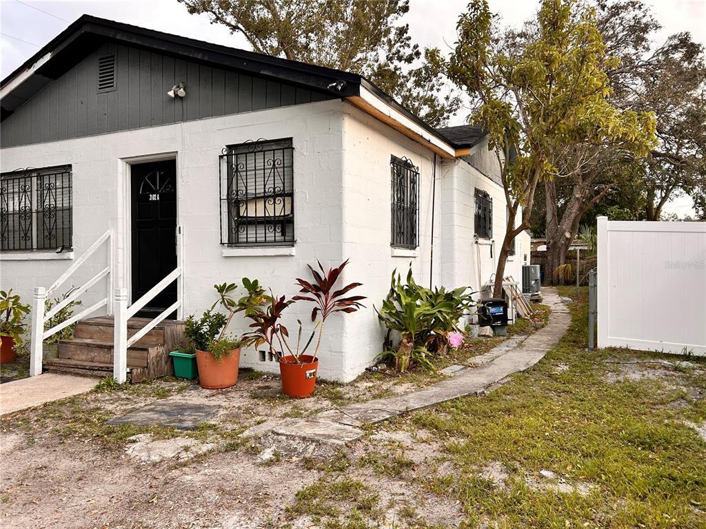 Picture of 3102 W Leroy Street Unit A, Tampa, FL 33607