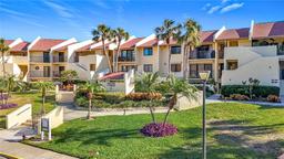 Picture of 7520 Sunshine Skyway Lane S Unit 210, St Petersburg, FL 33711