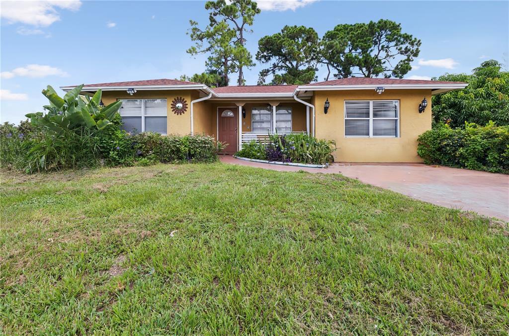 Picture of 107 Leeland Heights Boulevard E, Lehigh Acres, FL 33936