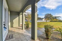 Picture of 3910 Oldbrook Lane, Plant City, FL 33566