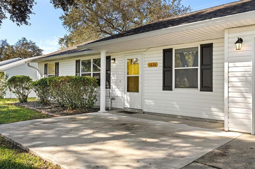 Picture of 1626 New Abbey Avenue, Leesburg FL 34788