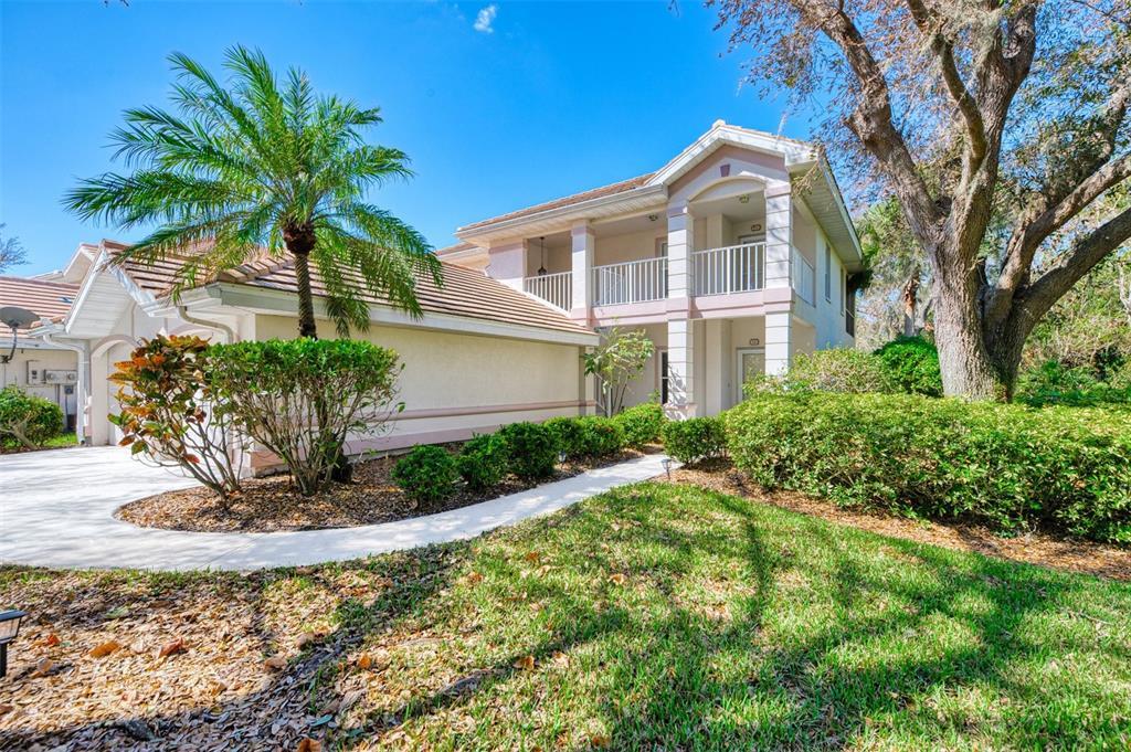 Picture of 3113 Club Drive Unit 118, Port Charlotte, FL 33953