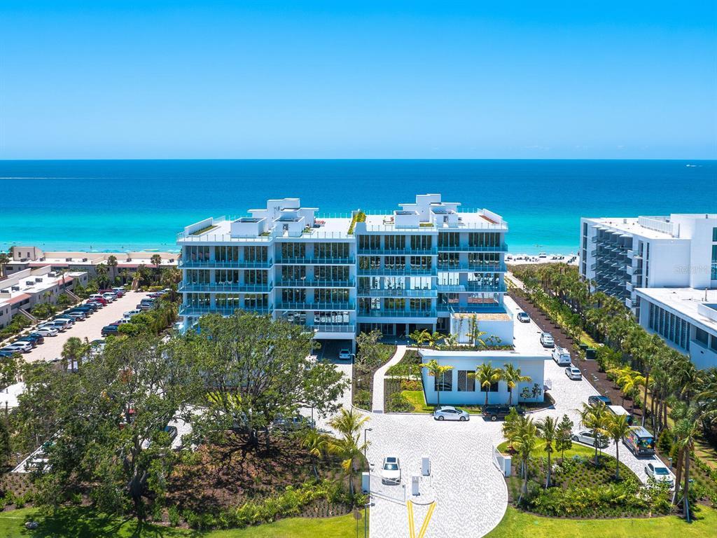 Picture of 4651 Gulf Of Mexico Drive Unit 402, Longboat Key, FL 34228