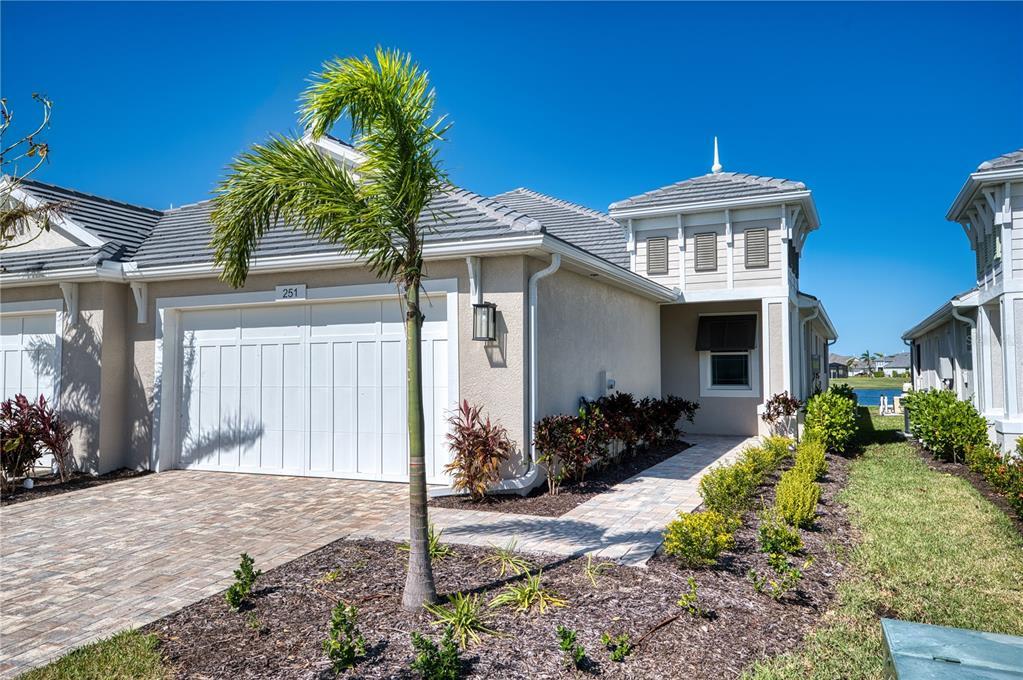 Picture of 251 Okeeffe Circle, Bradenton, FL 34212