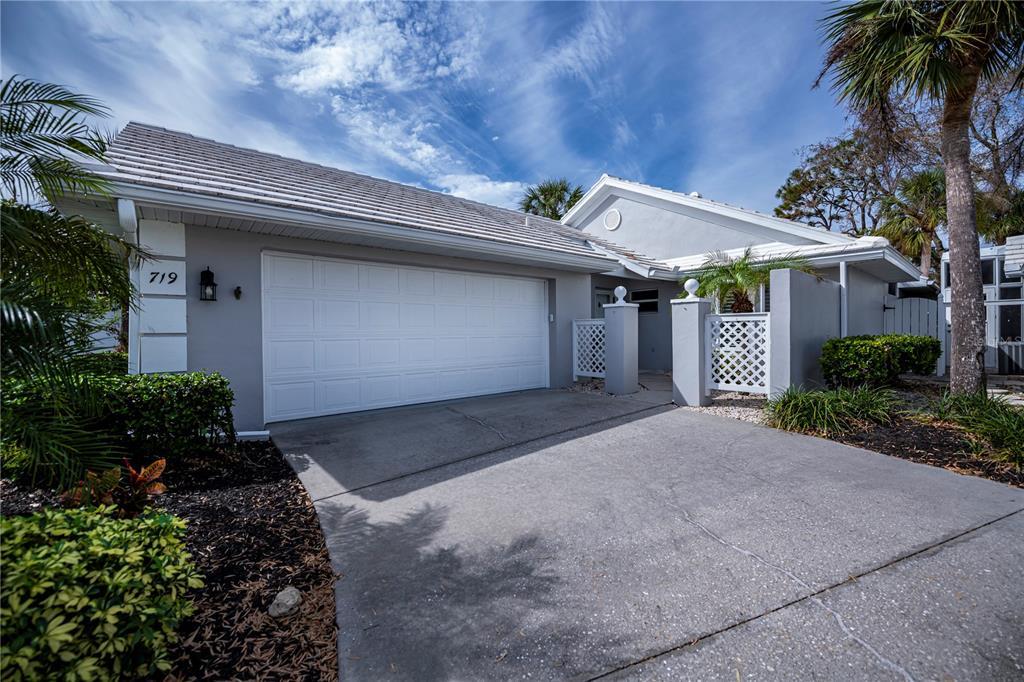 Picture of 719 Brightside Crescent, Venice, FL 34293