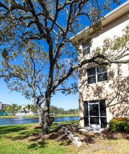 Picture of 7244 Conch Boulevard, Seminole, FL 33777