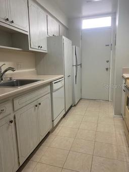 Picture of 700 Melrose Avenue Unit E-24, Winter Park, FL 32789