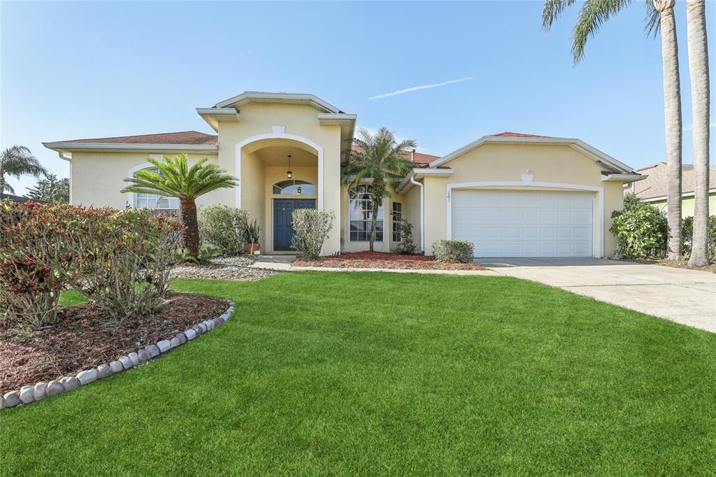 Picture of 805 Via Bianca Drive, Davenport, FL 33896