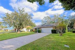 Picture of 1233 Overlook Road, Eustis, FL 32726