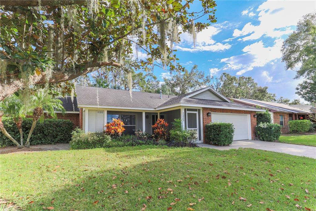 Picture of 1233 Overlook Road, Eustis, FL 32726