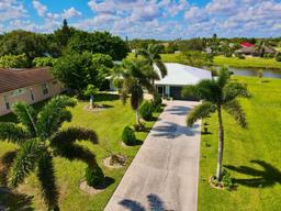 Picture of 200 SW Ridgecrest Drive, Port Saint Lucie, FL 34953