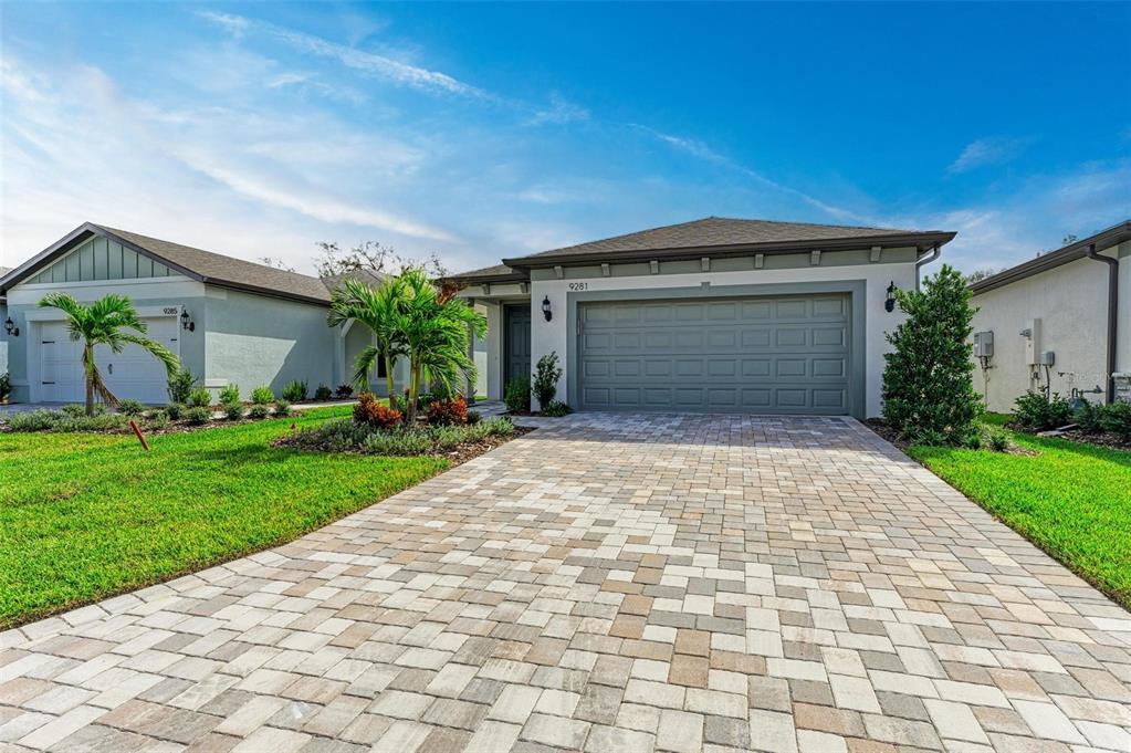 Picture of 9281 Ballaster Pointe Loop, Parrish, FL 34219