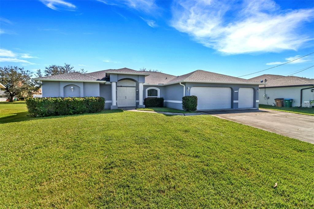 Picture of 1009 SE 5Th Avenue, Cape Coral, FL 33990