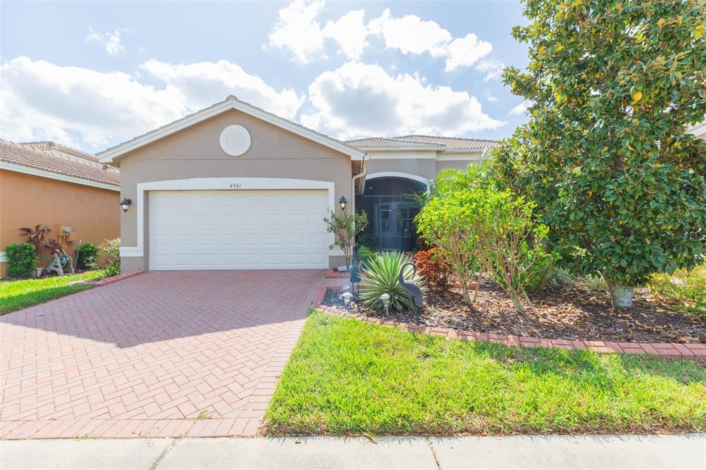 Picture of 4941 Marble Springs Circle, Wimauma, FL 33598