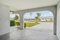 Picture of 1301 New Bedford Drive Unit 1301, Sun City Center, FL 33573