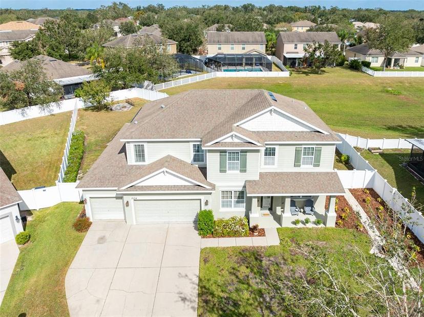 Picture of 1504 Ringmore Court, Dover FL 33527