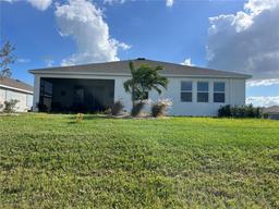 Picture of 1027 Ocean Spray Drive, Ruskin, FL 33570