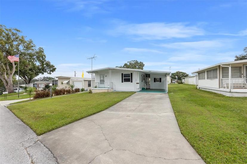 Picture of 6054 Crestview Lane, Zephyrhills FL 33542