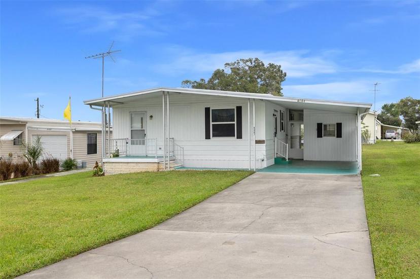 Picture of 6054 Crestview Lane, Zephyrhills FL 33542