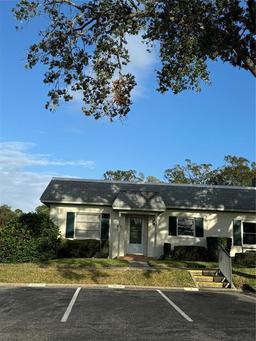 Picture of 1427 Normandy Park Drive Unit 1, Clearwater, FL 33756