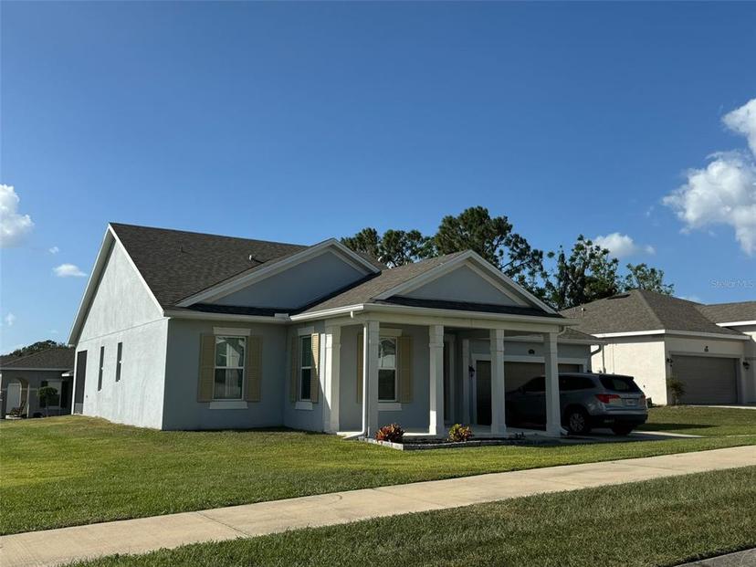 Picture of 13515 Lake Yale View Loop, Grand Island FL 32735