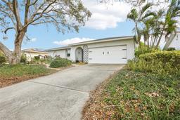 Picture of 8083 Bayhaven Drive, Seminole, FL 33776