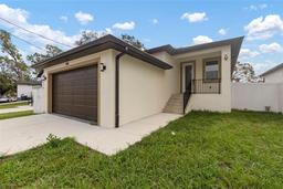 Picture of 5411 N Forest Hills Drive, Tampa, FL 33603