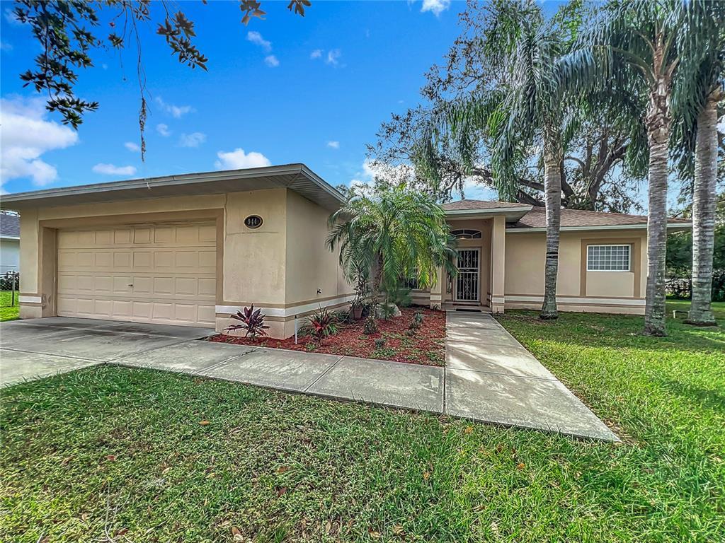 Picture of 944 Hicks Road, Lakeland, FL 33813