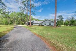 Picture of 3107 NW County Road 233, Starke, FL 32091