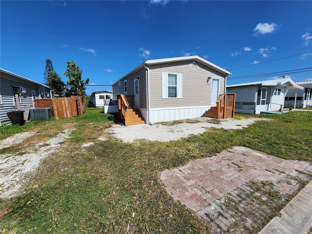 Picture of 705 50Th Avenue Drive W, Bradenton, FL 34207