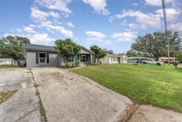 Picture of 325 Honey Bee Lane Unit 2, Polk City, FL 33868