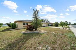 Picture of 1706 Flamingo Lane, Sun City Center, FL 33573